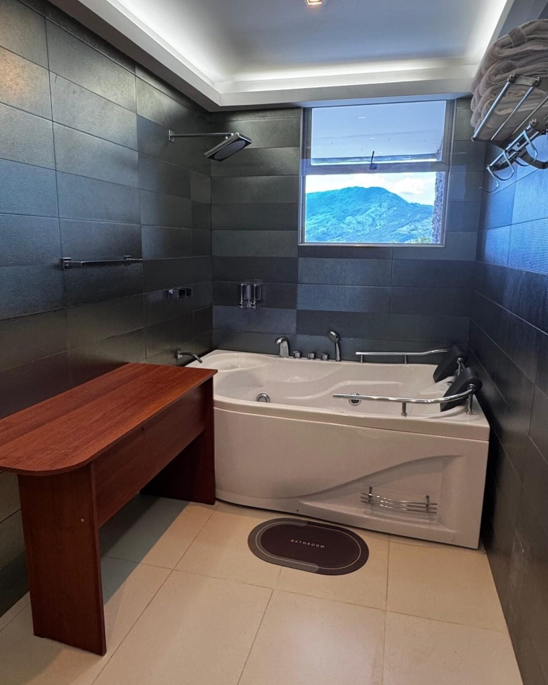 WhatsApp Image 2025-11-06 at 10.25.55 AM (5)