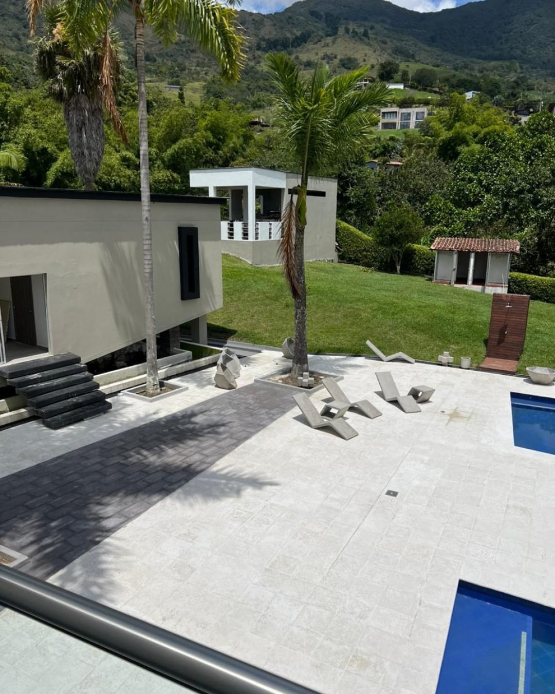 WhatsApp Image 2025-11-06 at 10.25.56 AM (4)