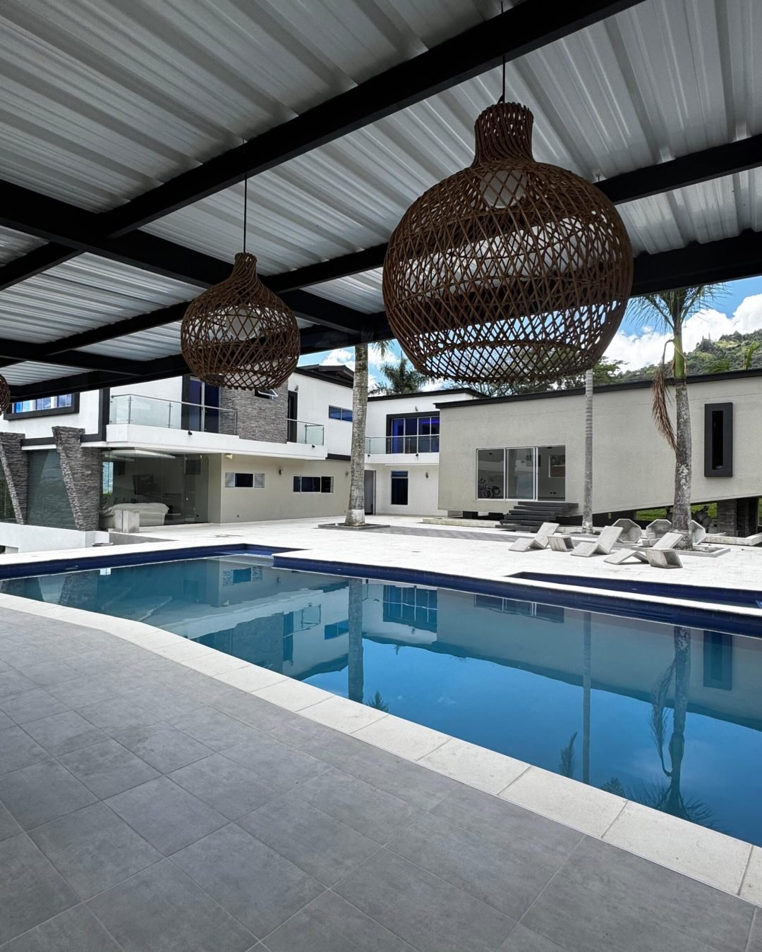 WhatsApp Image 2025-11-06 at 10.25.59 AM (2)