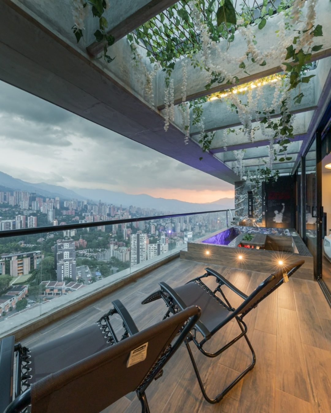 WhatsApp Image 2025-11-06 at 10.27.48 AM (2)