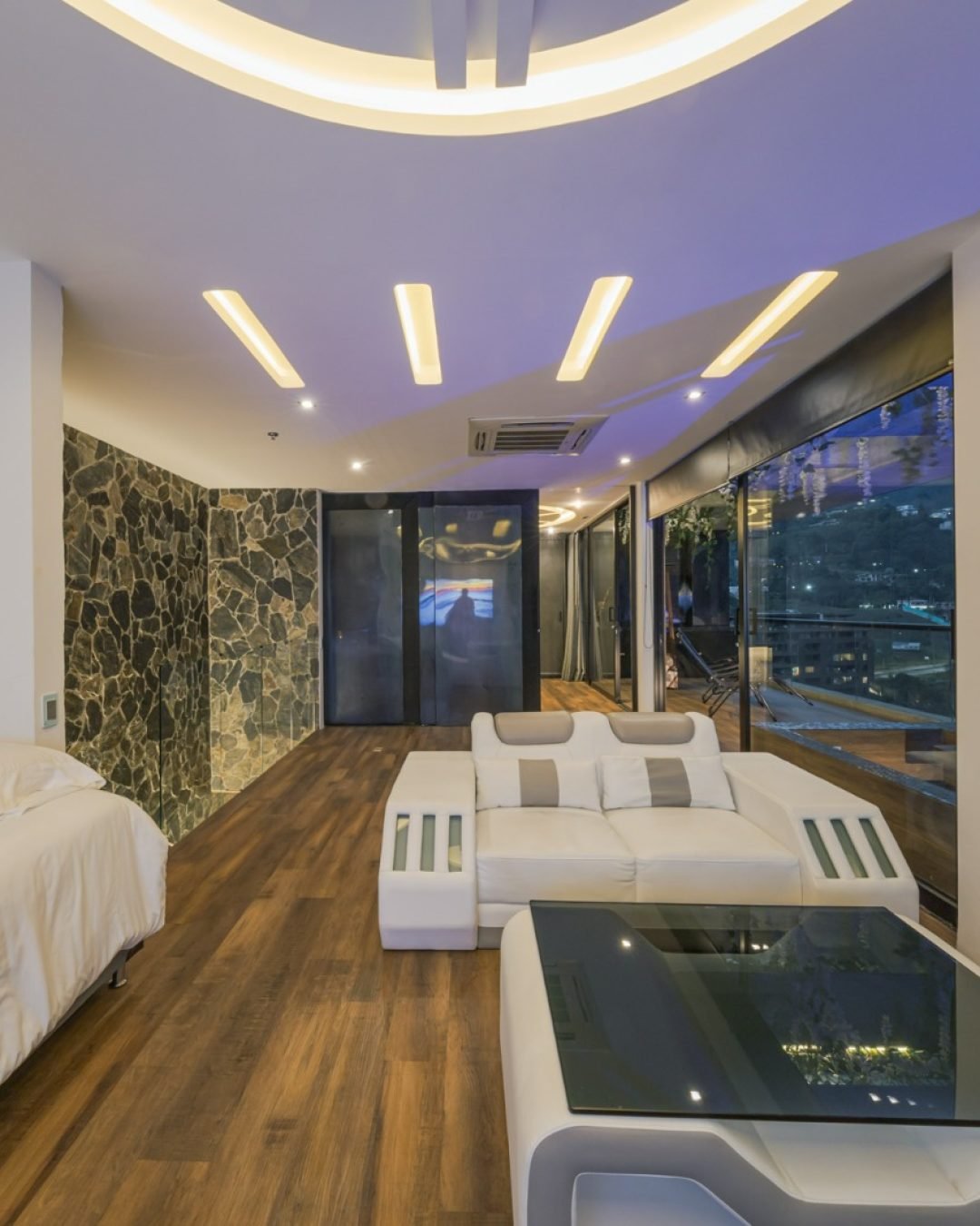 WhatsApp Image 2025-11-06 at 10.27.48 AM (4)