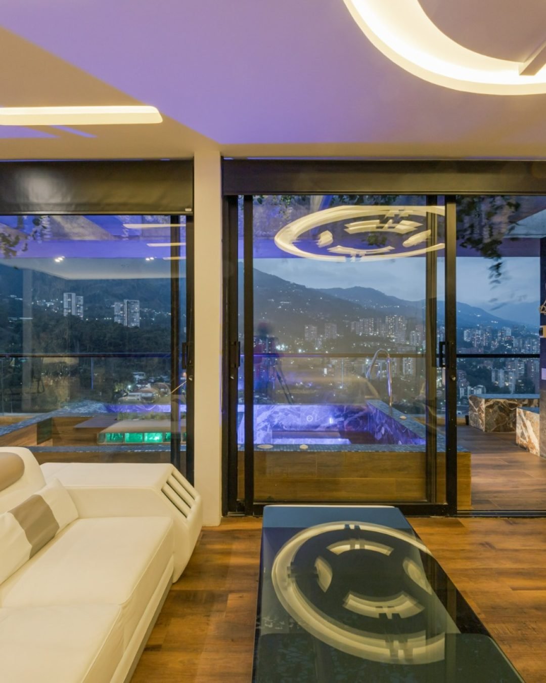 WhatsApp Image 2025-11-06 at 10.27.52 AM (2)