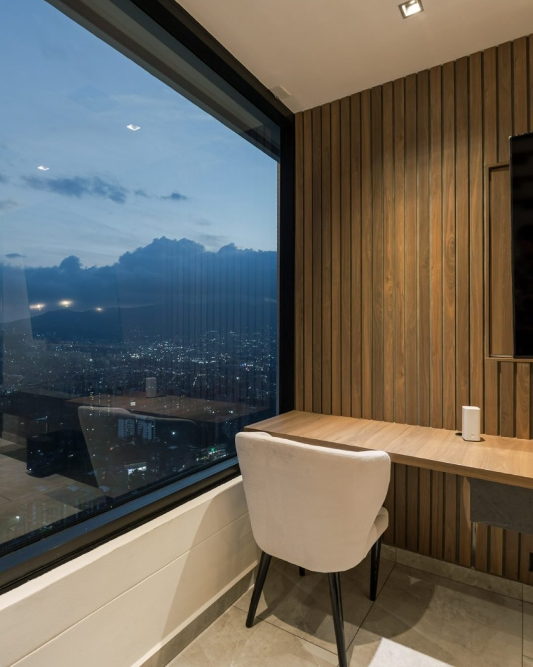 WhatsApp Image 2025-11-06 at 10.28.24 AM (4)