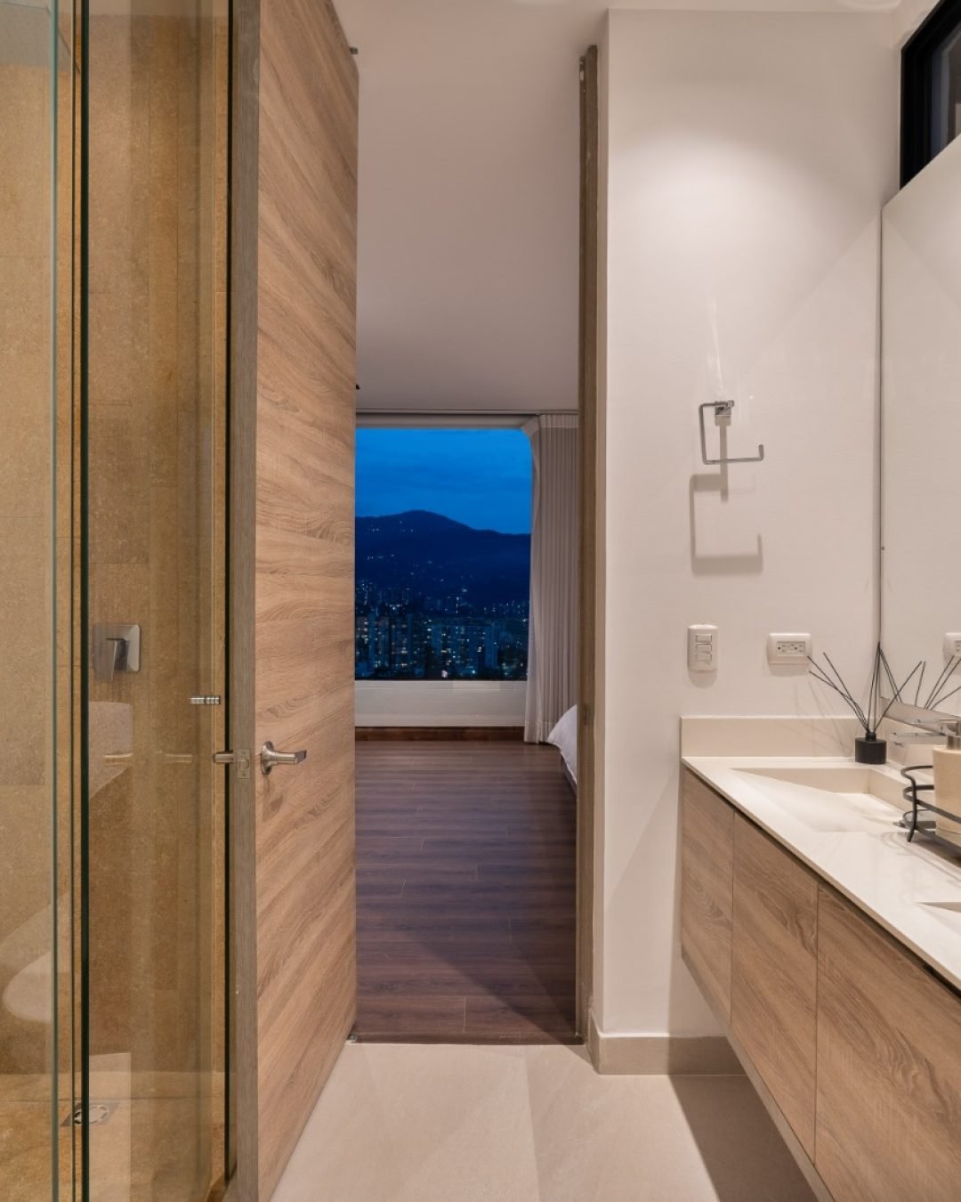 WhatsApp Image 2025-11-06 at 10.28.45 AM (3)