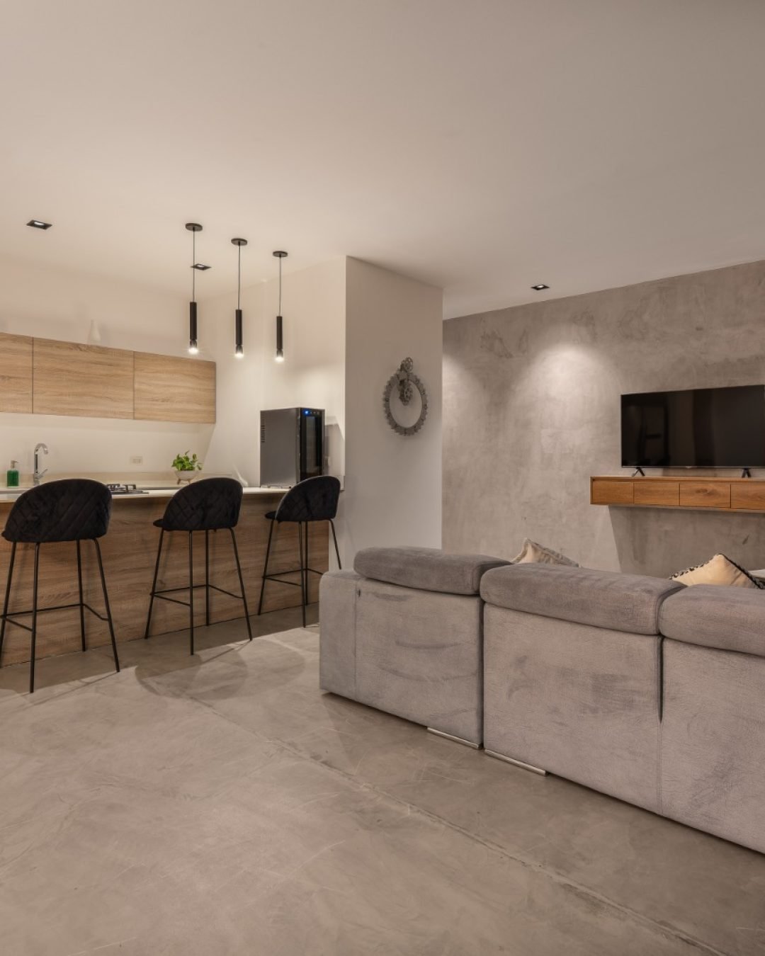 WhatsApp Image 2025-11-06 at 10.28.46 AM (2)