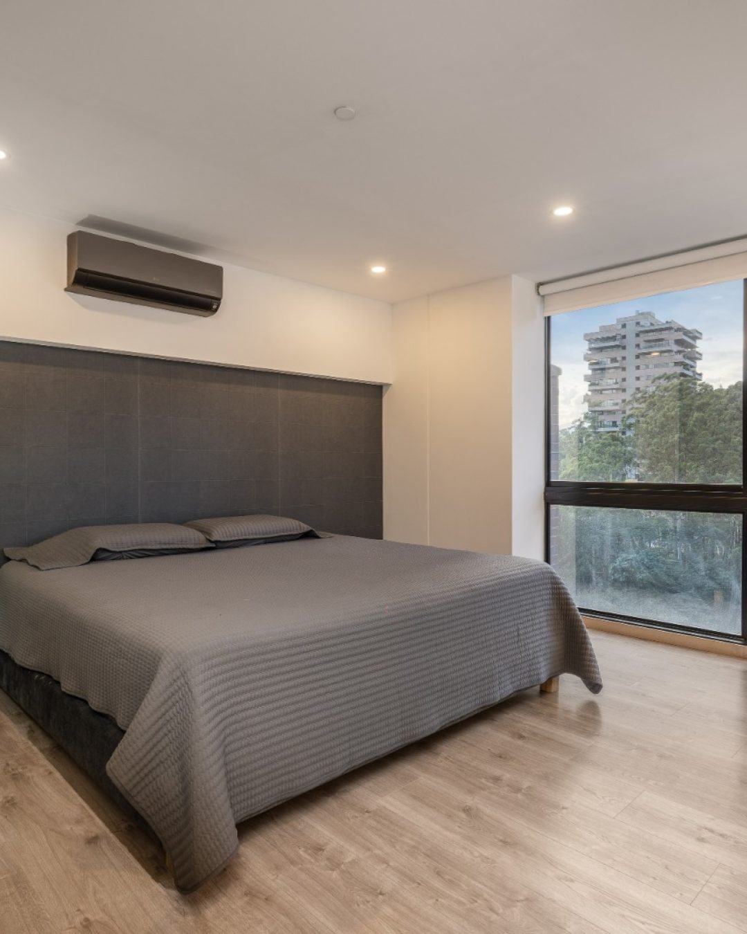 WhatsApp Image 2025-11-06 at 10.29.26 AM (2)