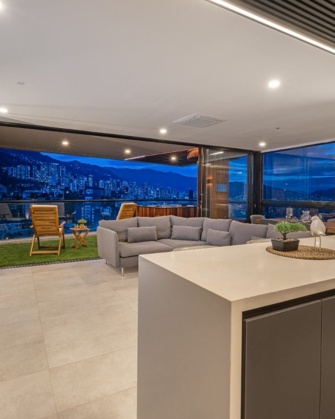 WhatsApp Image 2025-11-06 at 10.29.30 AM (1)